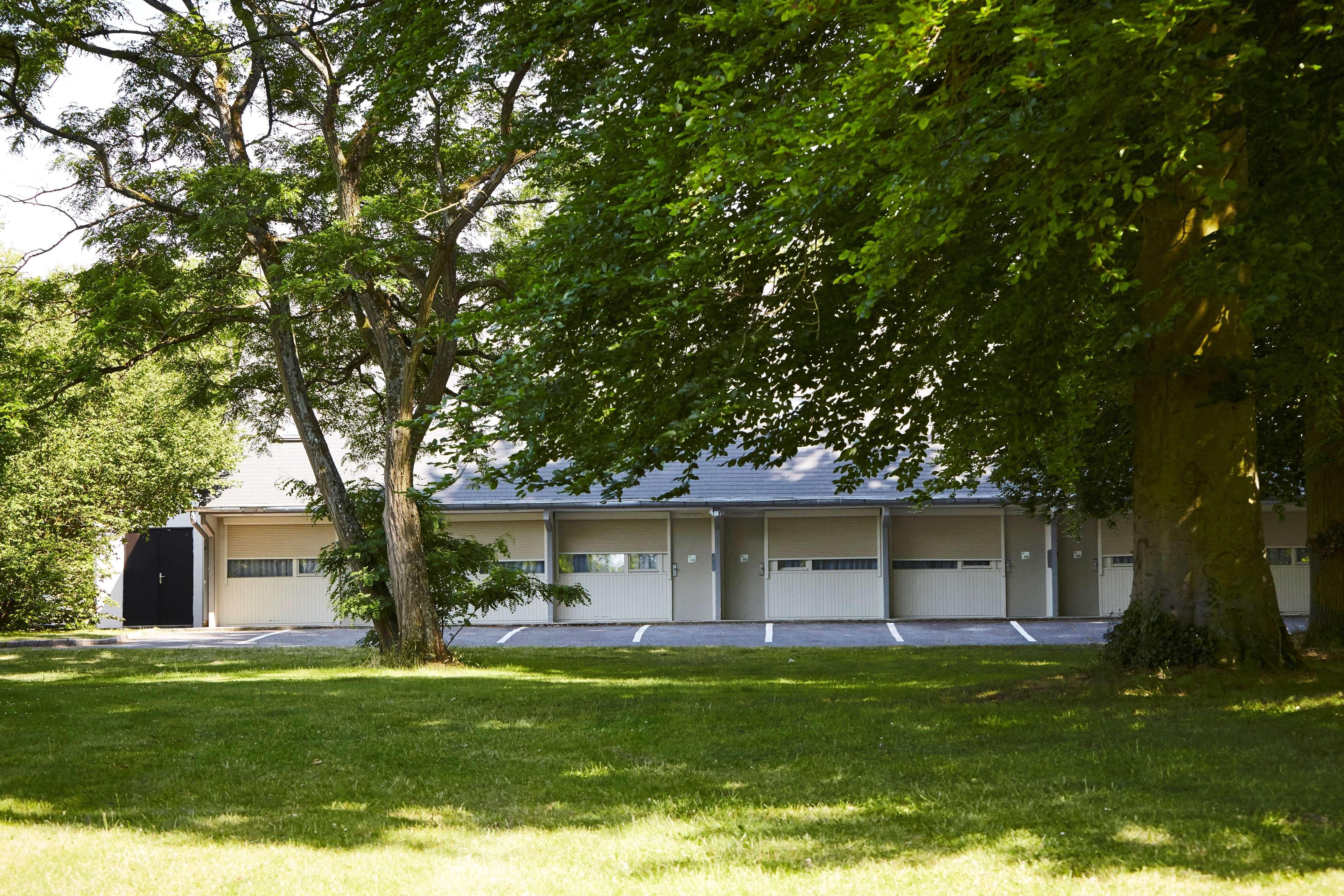 Campanile Hotel Compiegne Exterior photo